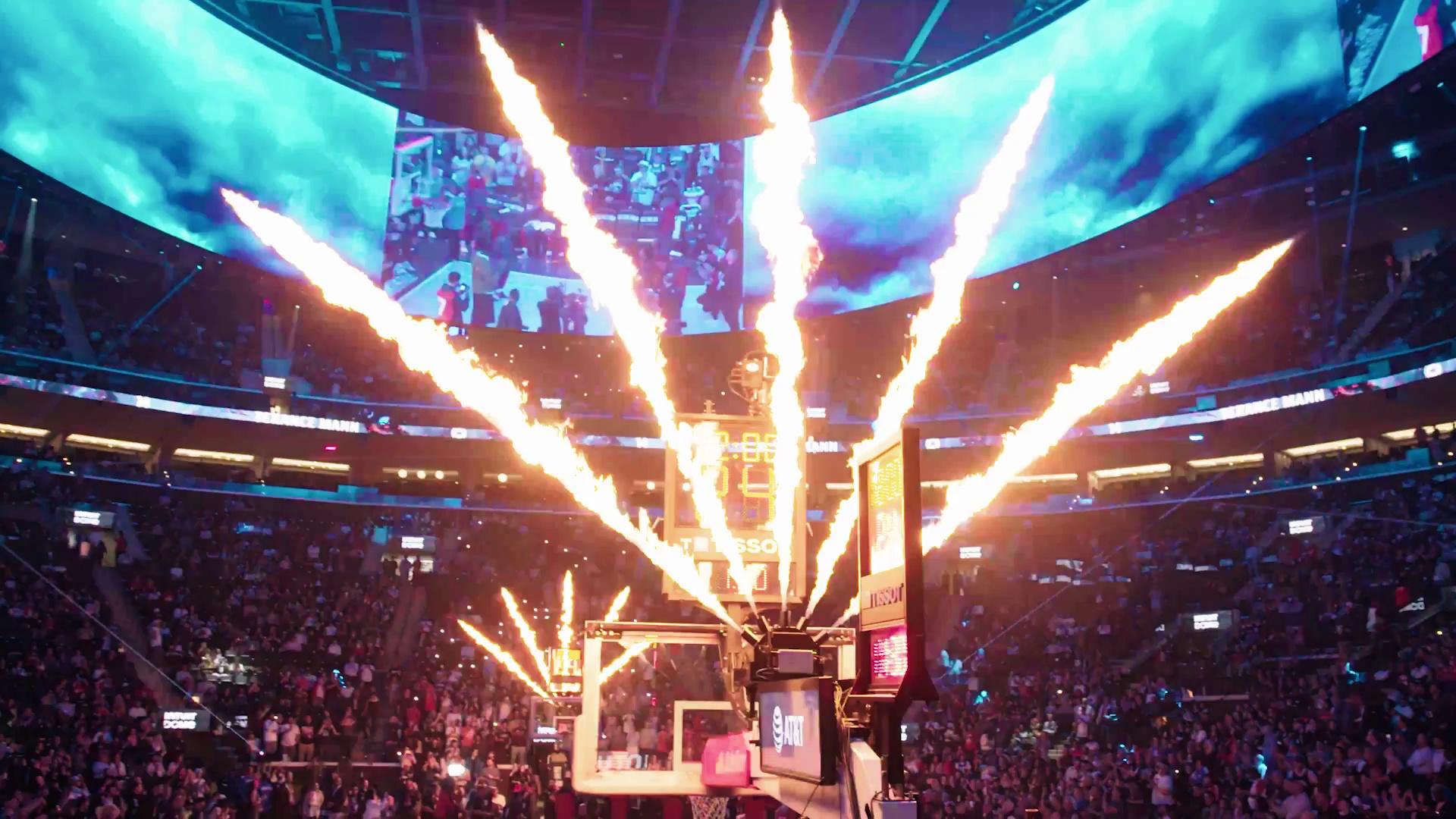 关于重返赛场首场状态出色，快船观众沸腾！，萨拉赫重返赛场上演精彩一战的信息-九游官方站点