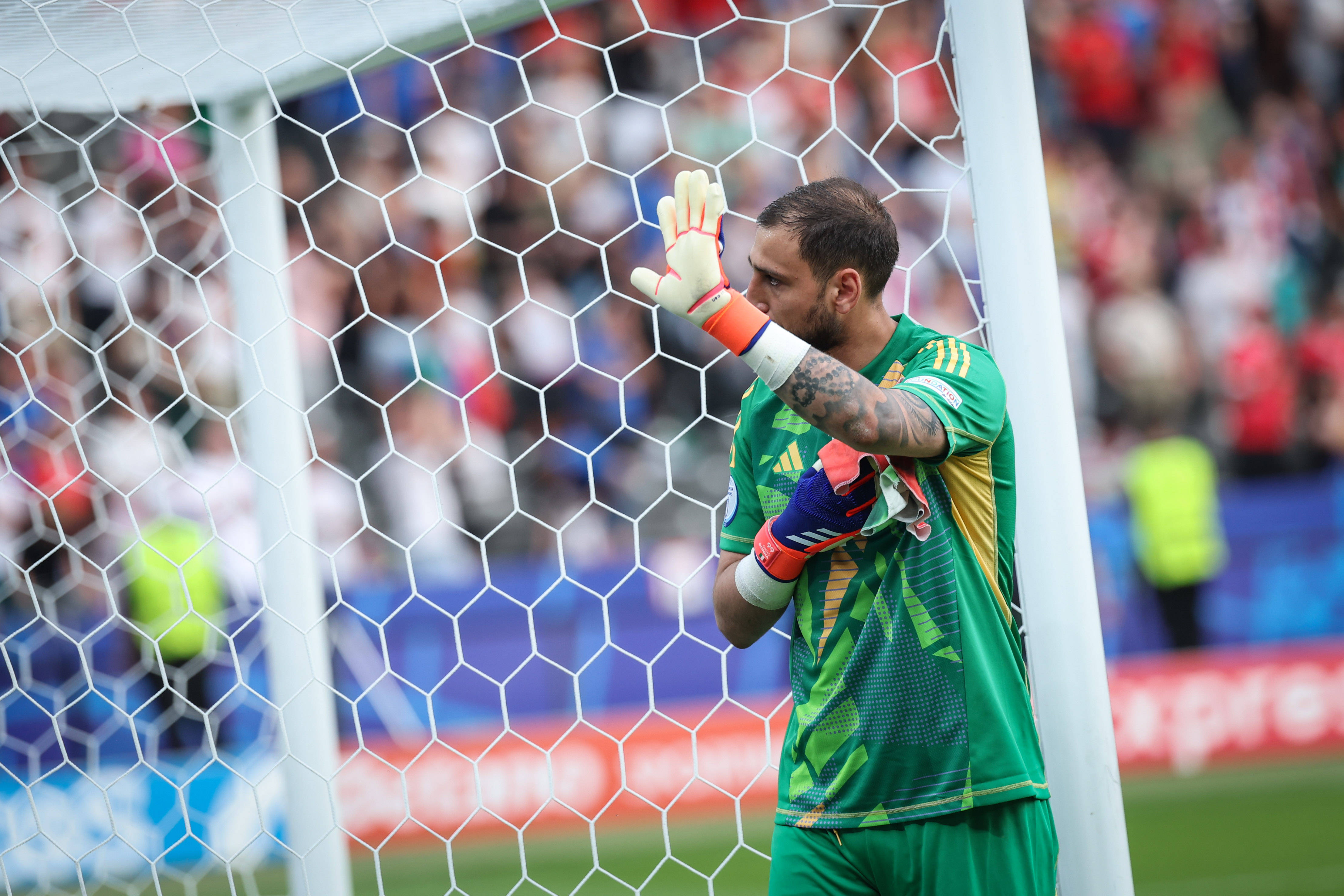 关于比赛规则变更引发热议！，巴特勒在瑞士队比赛中败北比赛高潮迭起的信息-jiuyou